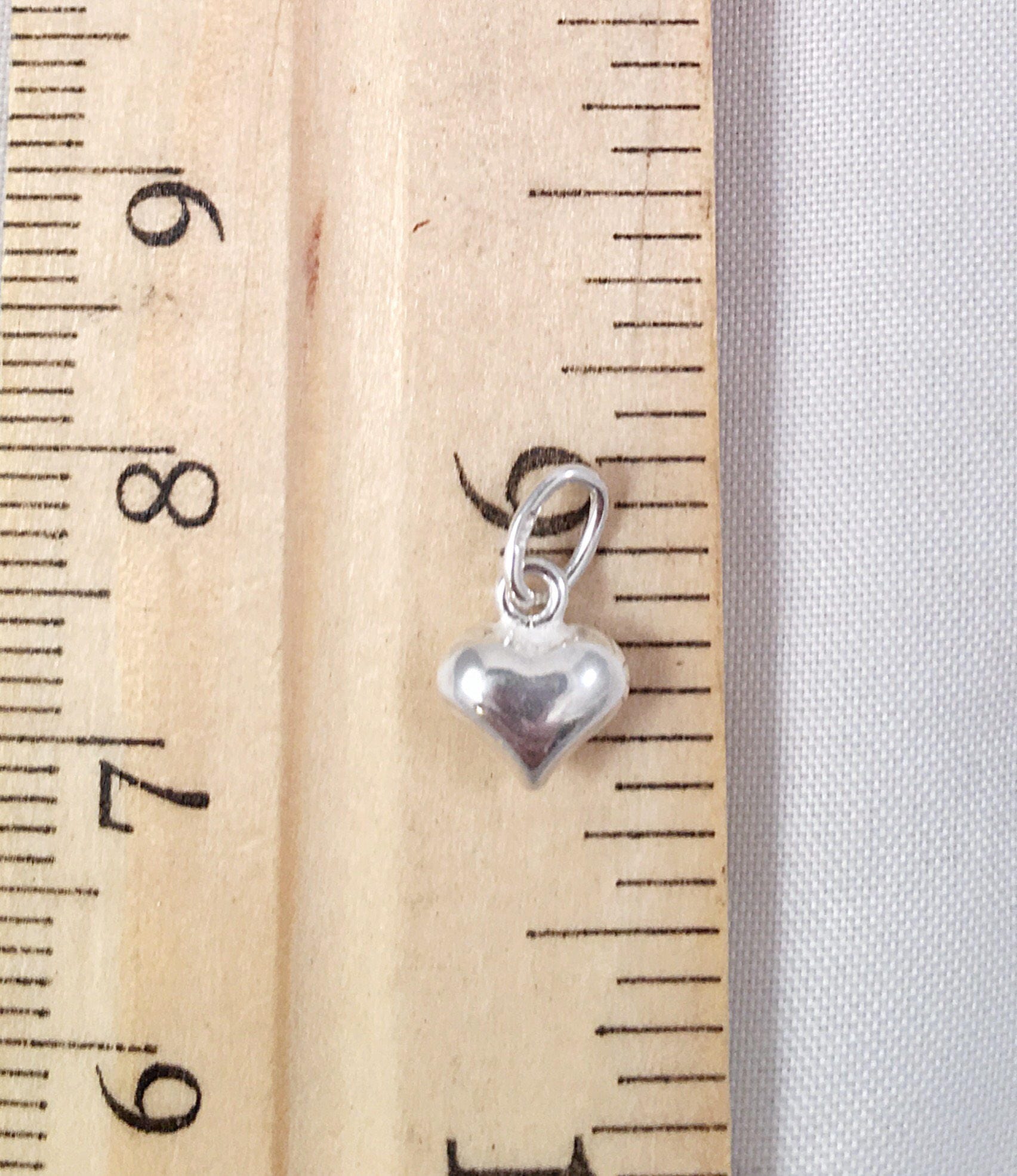 sterling Silber Geschwollene Herz Charme Hinzufügen Oder Austauschbare Ohrring Tropfen, Hoop Baumeln Kleine Herz von ShalomJewelry