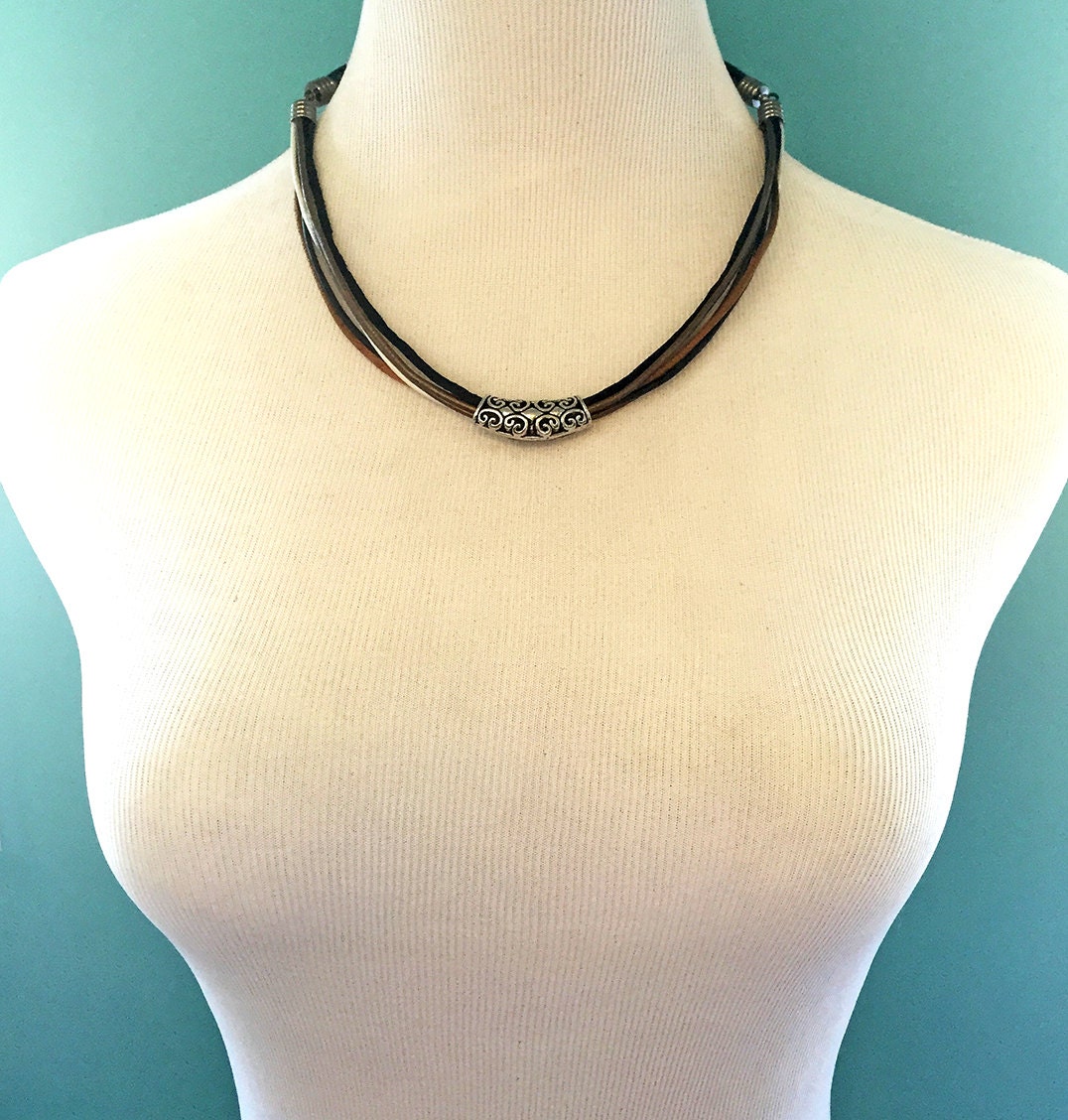 Lederkette, Schwarz, Weiß, Bronze & Antikes Silber Layered Halskette, Boho Chic Schmuck Lederkette, Schwarz, Weiß, Bronze & Antikes Silber Layered Halskette, Boho Chic Schmuck von ShamelessStatements