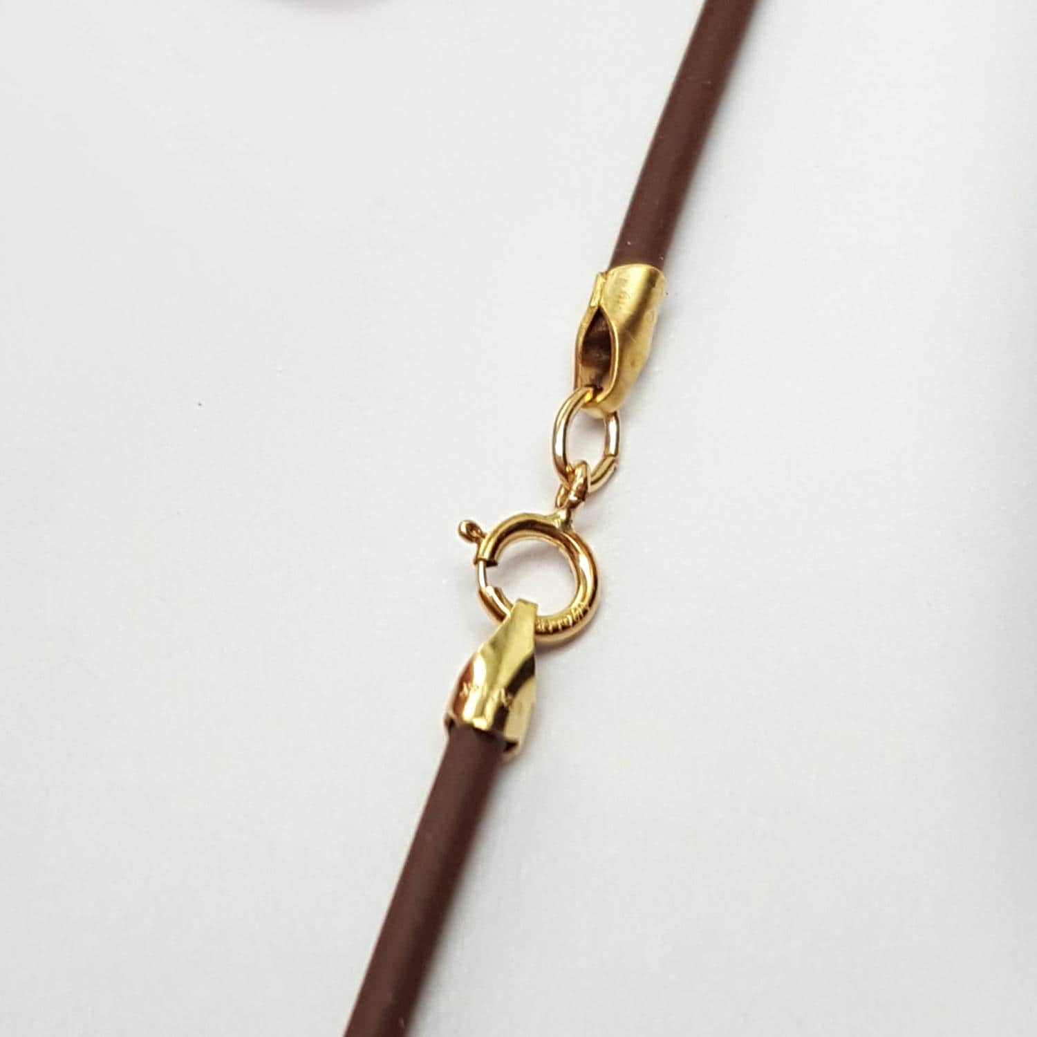 Braune Gummikordel-Halskette, 2 Mm, Austauschbar, Gold Gefüllter Verschluss, 16 ", 18 20 22 "; 60cm Braune Gummikordel-Halskette, 2 Mm, Austauschbar, Gold Gefüllter Verschluss, 16 ", 18 20 22 "; 60cm von ShanghaiTai