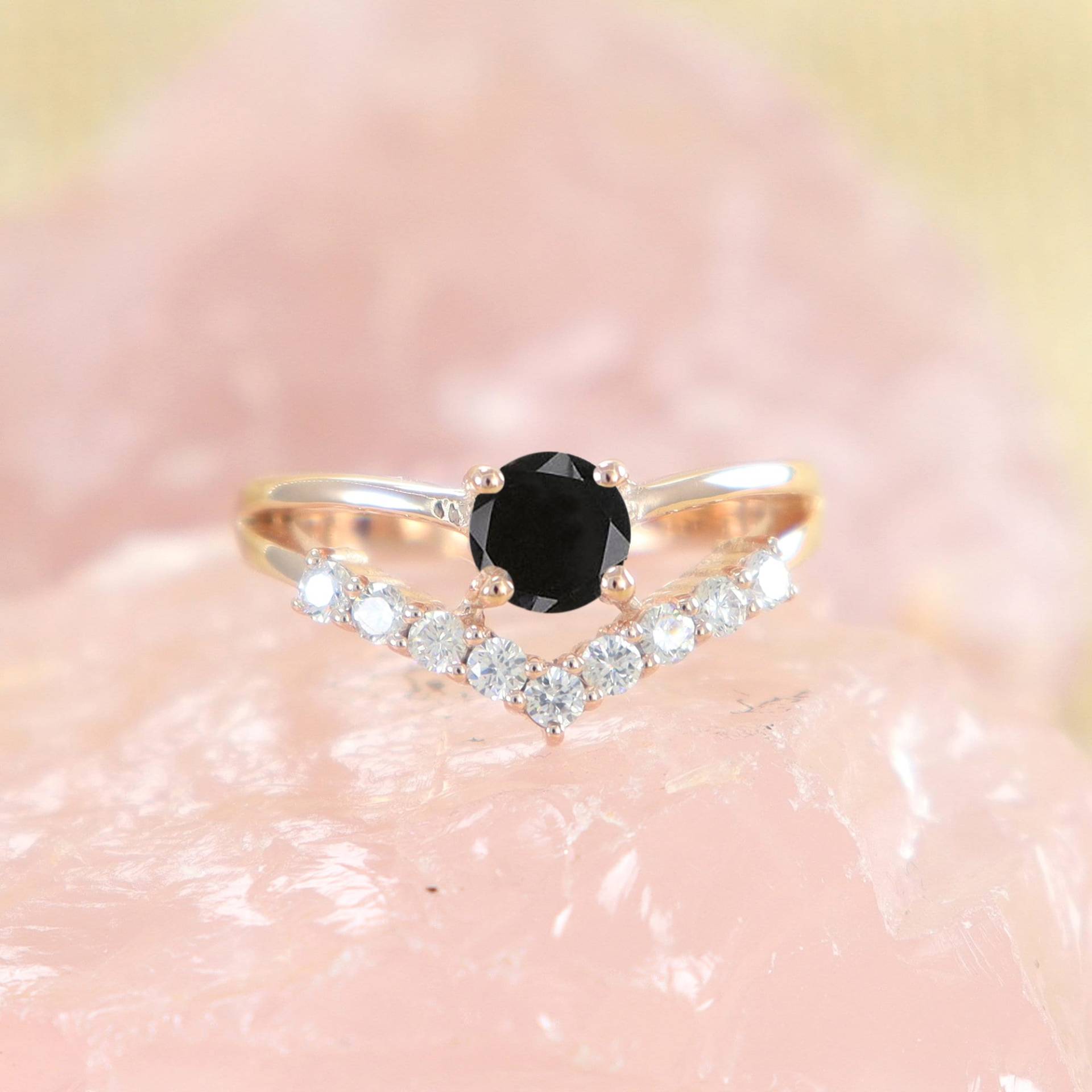 Schwarzer Onyx Geschenk Für Sie, Frauen, Mamas Personalisierter Geschenkring, Ehering, Jahrestagsring, Verlobungsgeschenk Ring, Zierlich von Shannonjewelsin