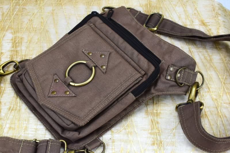 Bauchtasche, Hüfttasche Ring Hellbraun von ShantalaDesign