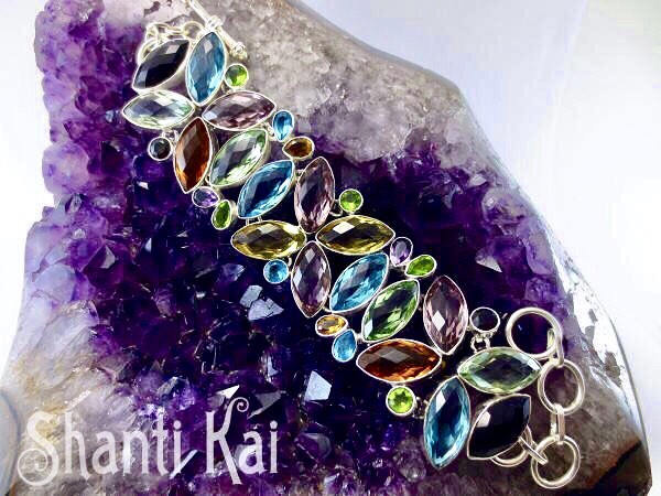 Facettierte Zitronentopas - Goldener Topas Amethyst Peridot Blautopas Grüner Granat Verstellbar Länge Armband 925 Facettierte Zitronentopas - Goldener Topas Amethyst Peridot Blautopas Grüner Granat Verstellbar Länge Armband 925 von ShantiMalaDesigns
