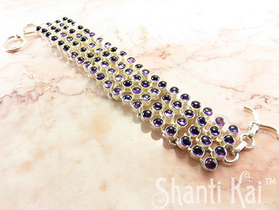 Kreis Amethyst Cabochon Armband von ShantiMalaDesigns