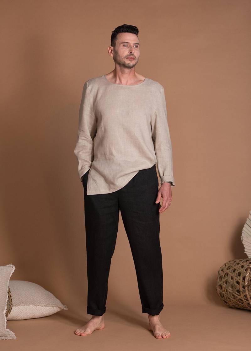 Leichtes Leinenhemd Für Männer Daniel Mit Langen Ärmeln | Flachs Leinen Kleidung von ShantimaShop