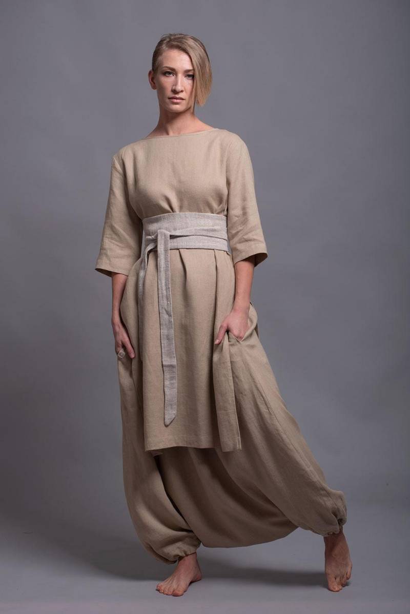 Leinen Outfit | 3 Artikel Lange Tunika Offener Rücken - Breite Rock Hose Wickel Obi Gürtel Übergröße Maßgeschneiderte Flachs Kleidung Für Frauen von ShantimaShop
