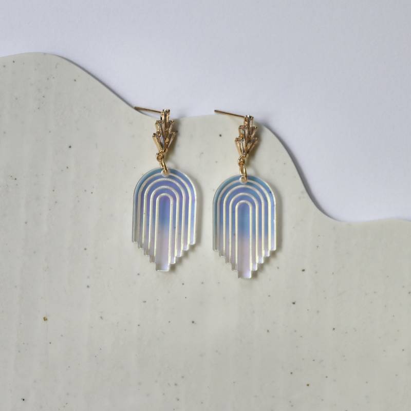Deko Bogen || Art Deco Irisierende Tür Acryl Graviert Lasercut Braut Ohrringe Deko Bogen || Art Deco Irisierende Tür Acryl Graviert Lasercut Braut Ohrringe von ShapeandColorShop