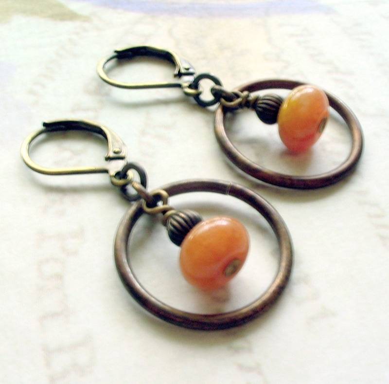 Aventurin Edelstein Creolen Orange Gebrannter Messing Kreis von ShareMyMoon