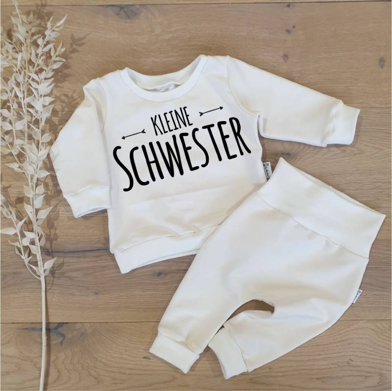 Cremeweiss | Weiss - Kleine Schwester | Schwarz Sweater Und Jogging Pants Von Sharlene Babymodebabymode Handmade in Germany von SharleneBabymode