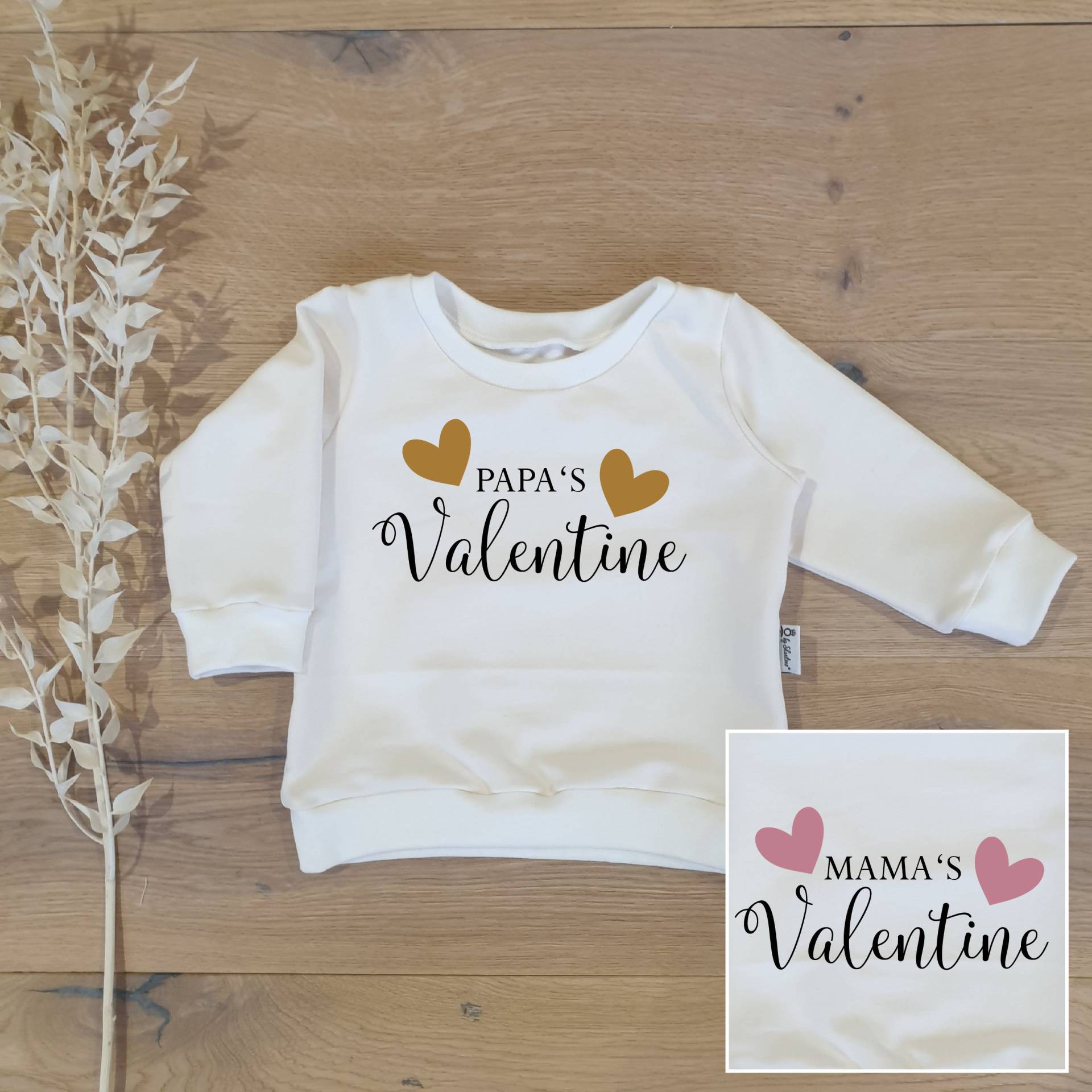 Cremeweiss | Weiss - Mama's/Papa's Valentine | Schwarz Sweater Von Sharlene Babymode Handmade in Germany von SharleneBabymode