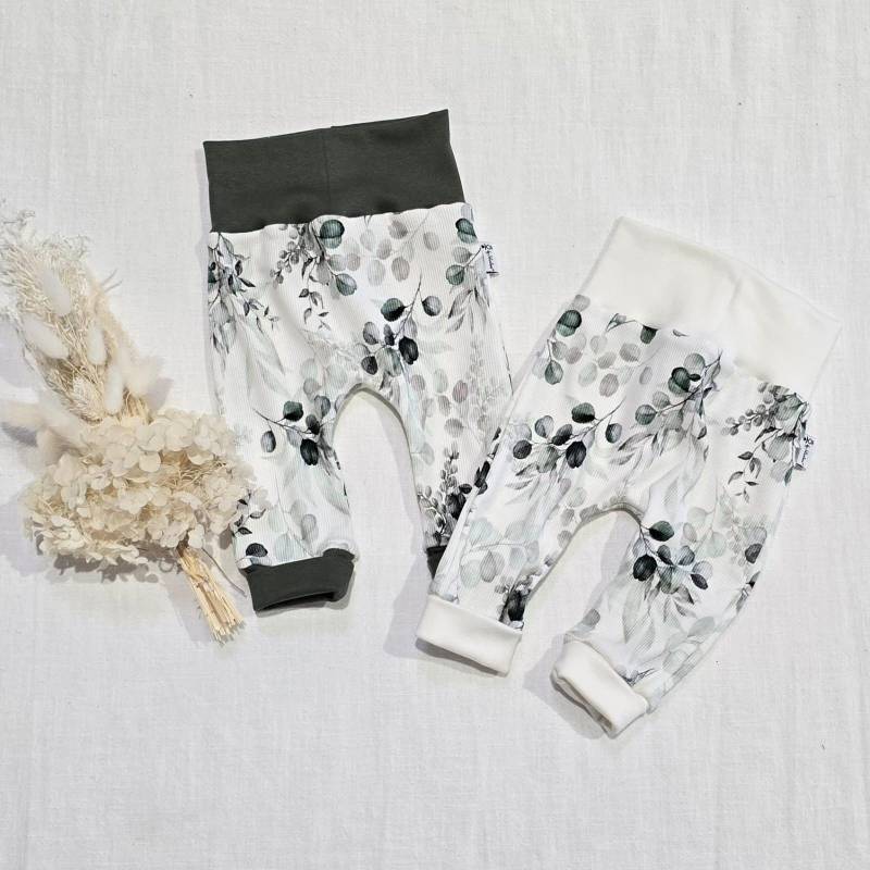 Eukalyptus | Weiss Oder Khaki - Ribjersey Jogger Pants Von Sharlene Babymode Handmade in Germany Baby Hose von SharleneBabymode