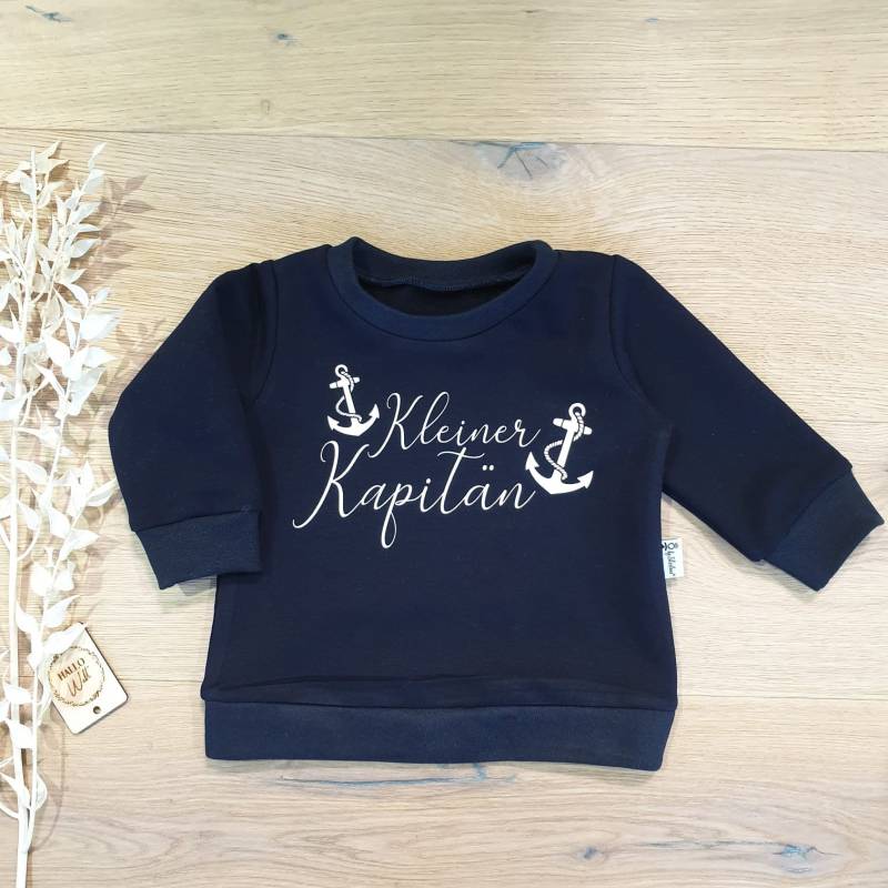 Navy | Navy - Kleiner Kapitän | Weiss Sweater Von Sharlene Babymode Handmade in Germany von SharleneBabymode