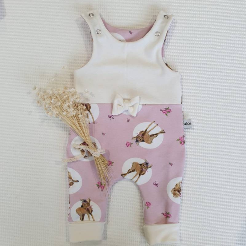 Rehe Rose | Weiss - Strampler Mit Schleife Von Sharlene Babymode Handmade Einteiler Overall Strampelanzug von SharleneBabymode