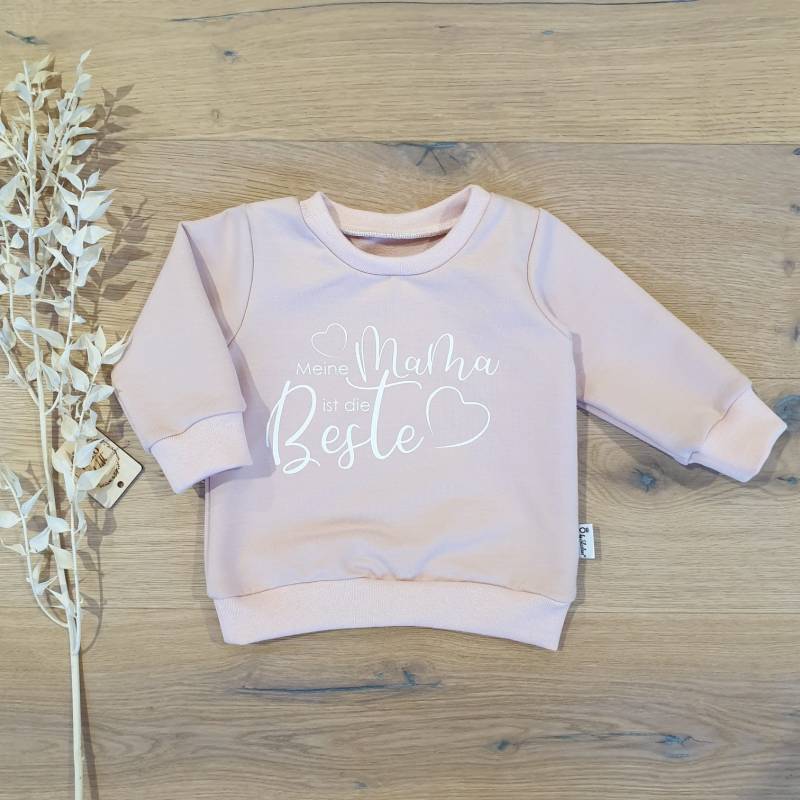 Rose | Rose - Meine Mama... | Weiss Sweater Von Sharlene Babymode Handmade in Germany Baby Pullover, Oberteil, Sweatshirt, Muttertag von SharleneBabymode