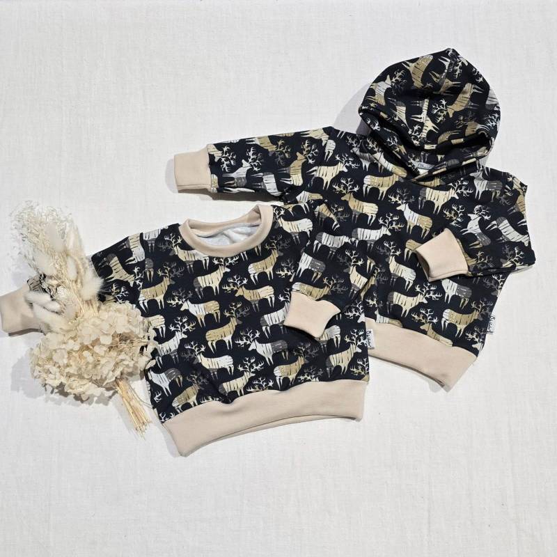 Sonderangebot - Hirsche Dunkelblau | Creme Oversized Sweater Mit Oder Ohne Kapuze Handmade Babymode Von Sharlene Babymoden von SharleneBabymode