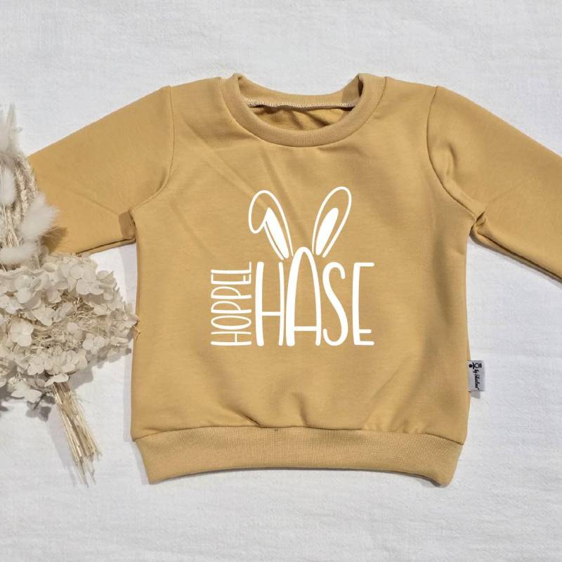 Sweater - Hoppel Hase | Weiss Verschiedene Farben Wählbar Von Sharlene Babymode Handmade von SharleneBabymode