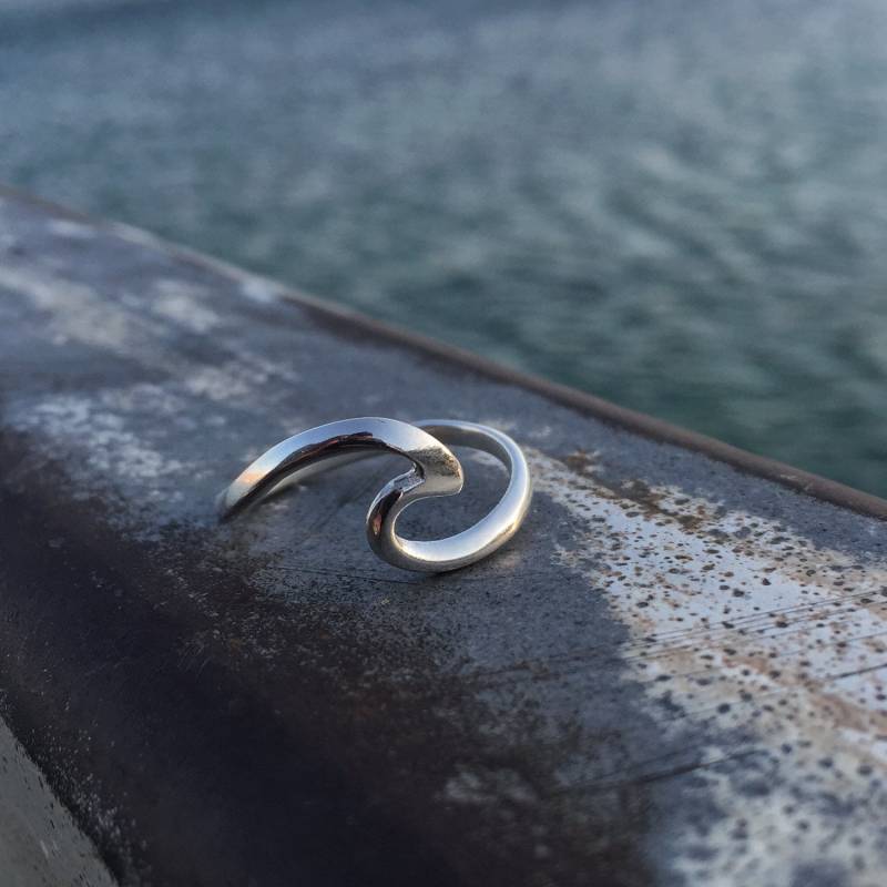Silber Welle Ring, Surf Strand Schmuck, Solide Ozean Geschenk, Stapelring von Sharvit