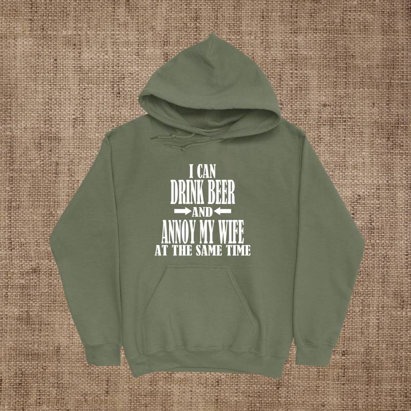 Ich Kann Bier Trinken Und Ärgere Meine Frau Gleichzeitig Erwachsene Hoodie, Kapuzenpullover, Ehemann Herren Hoodie Sweatshirt von ShaysStore