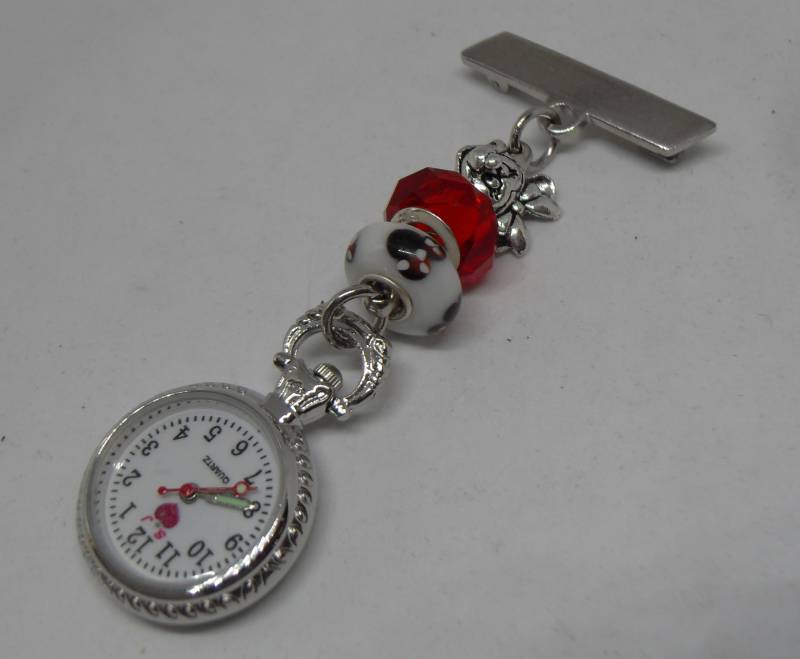 Einzigartigen Minnie Maus Taschenuhr Für Krankenschwestern, Pfleger, Tierärzte Und Kosmetikerin von ShazziesJewels