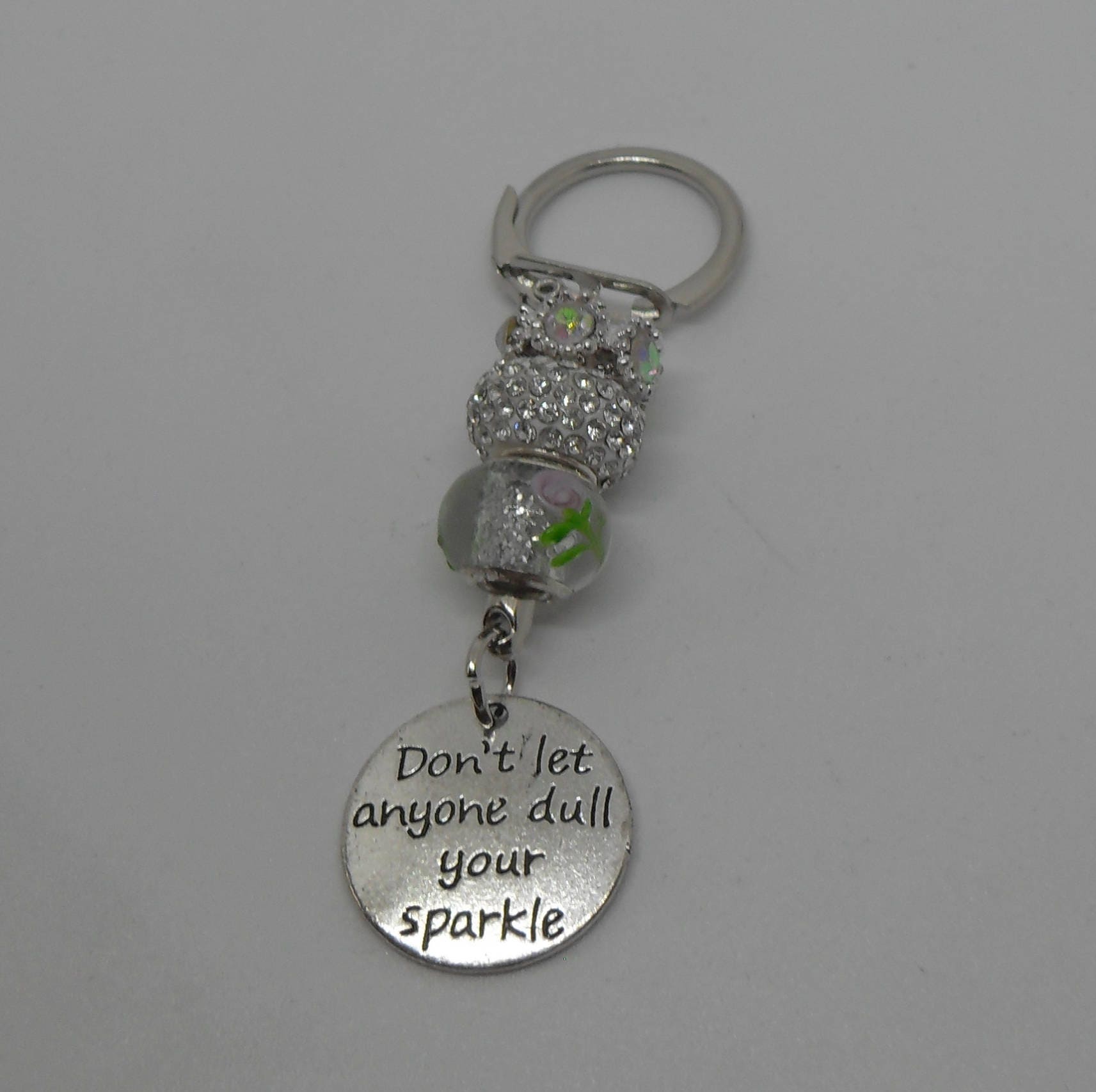 Schöne "Jemand Ihren Glanz Matt Lassen Sie Sich Nicht' Schlüsselanhänger/Taschenanhänger Schöne "Jemand Ihren Glanz Matt Lassen Sie Sich Nicht' Schlüsselanhänger/Taschenanhänger von ShazziesJewels