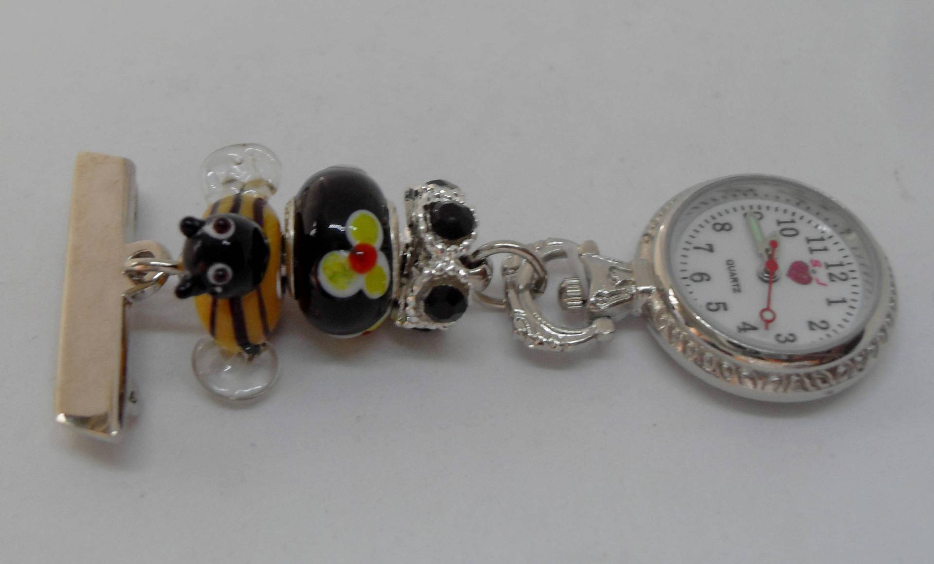 Süße Buzzy Bee Fob Uhr Für Krankenschwestern, Krankenschwestern Und Tierärzte Süße Buzzy Bee Fob Uhr Für Krankenschwestern, Krankenschwestern Und Tierärzte von ShazziesJewels
