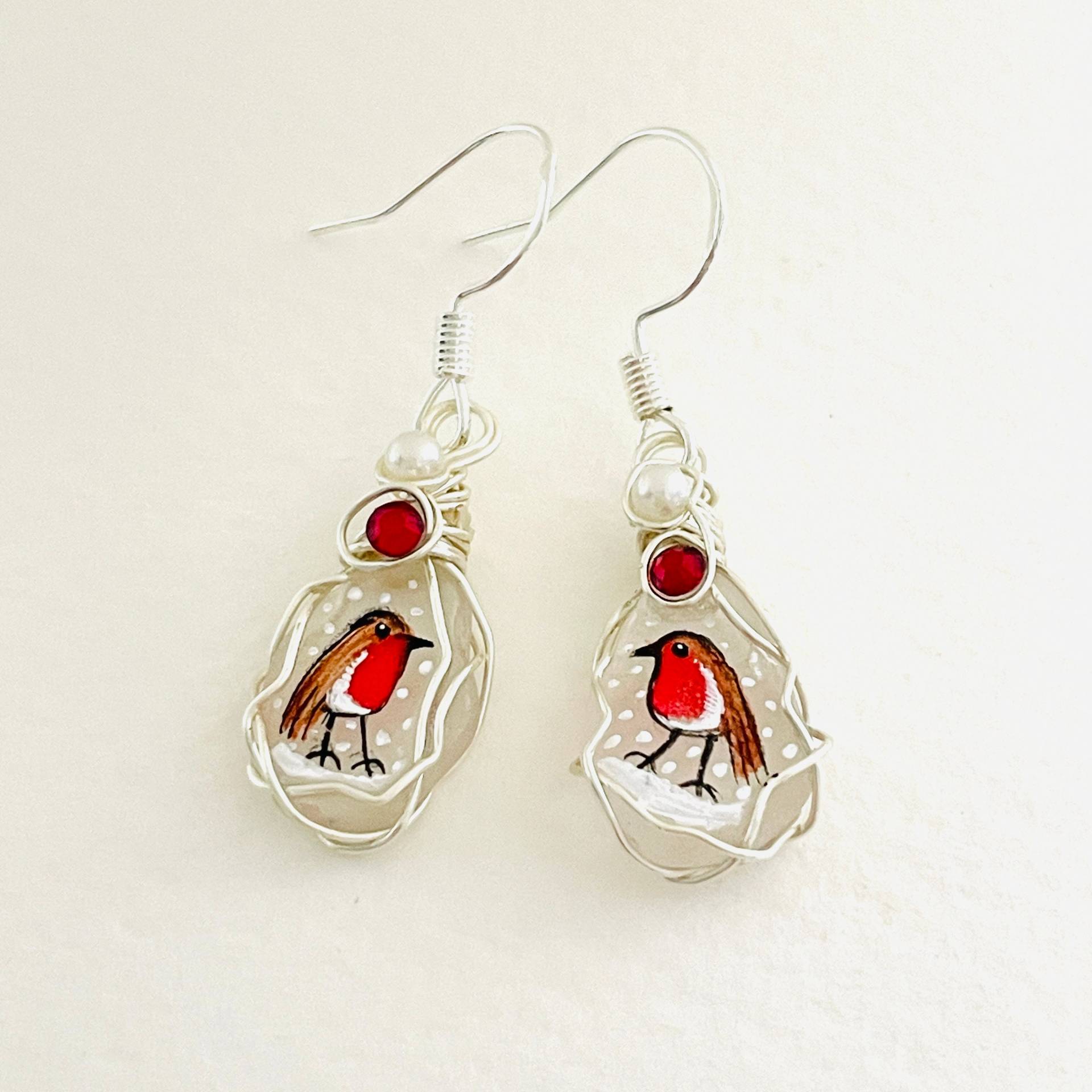 Rotkehlchen Vogel Ohrringe Weihnachten Winter Urlaub - Seeglas Mit Swarovski Kristallen von ShePaintsSeaglass