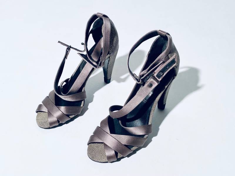 Celine High Heels Gr.36, Rindleder & Satin Celine High Heels Gr.36, Rindleder & Satin von SheWasNeverInParis