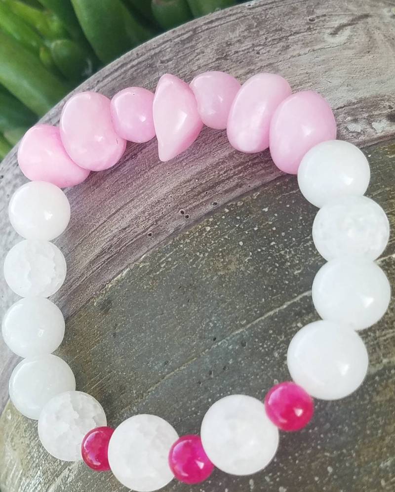 Einhorn Kristall-Armband, Rose Quartz, Jade, Statement, Rosa, Festival, Kristall-Punkt, Geburtsstein-Schmuck, Damen-Accessoires von SheWolfPack