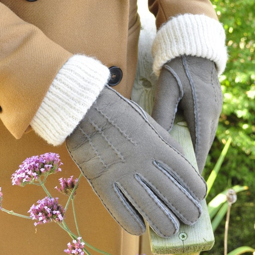 Echtes Whole Fleece Merino Schaffell Classic Damen Handschuhe von Sheepland