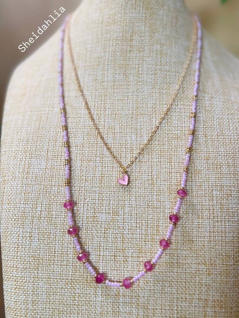 Handgemachte Rosenquarz Perlenkette Zierlicher Modeschmuck Handgemachte Rosenquarz Perlenkette Zierlicher Modeschmuck von Sheidahlia