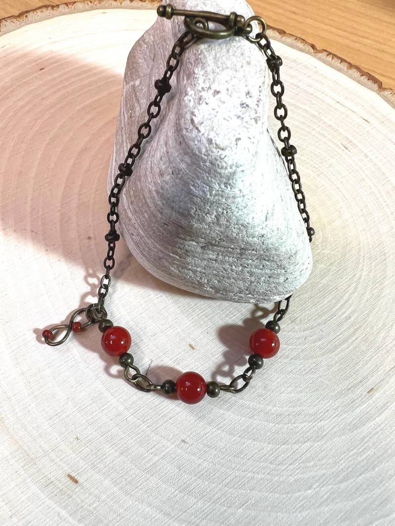 Handgemachtes Karneol Armband Bronze Kette, Infinity Charm von Sheidahlia