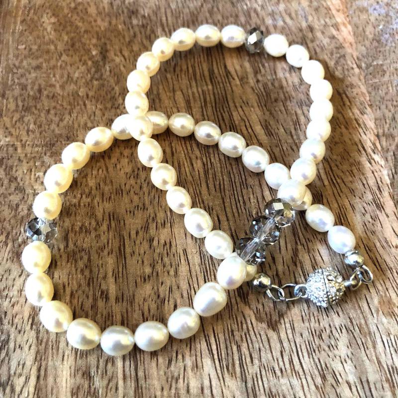 Süßwasser Perlenkette Swarovski Kristall Verschluss, Eleganter Brautschmuck von Sheidahlia