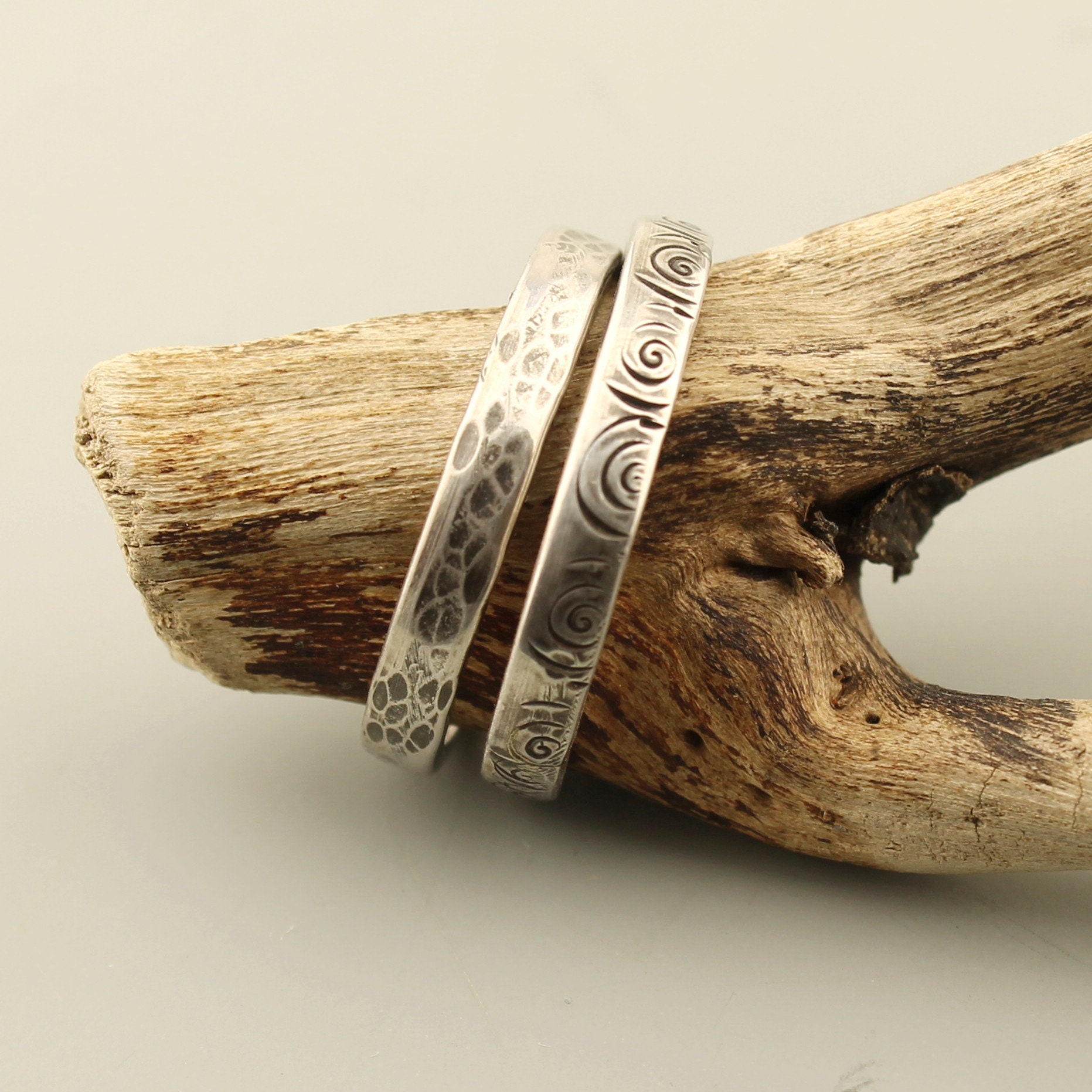 Sterling Silber Ring - Größe 10 3/4 Silberschmuck 2 Stapelringe Sterling Silber Ring - Größe 10 3/4 Silberschmuck 2 Stapelringe von SheilaDavisDesigns