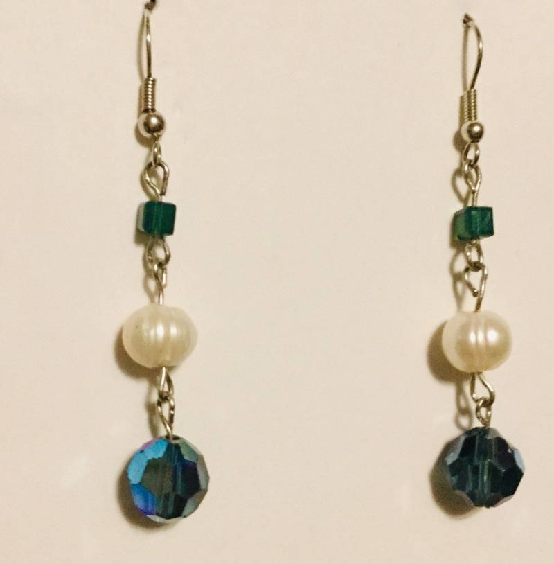 Silberohrringe Perle, Aquamarin Swarovski Kristall - Handgemacht von Sheilalussier