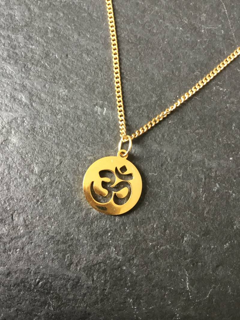 Gold Om Charm Halskette Wählen Sie Ihre Kette von Sheilasattic