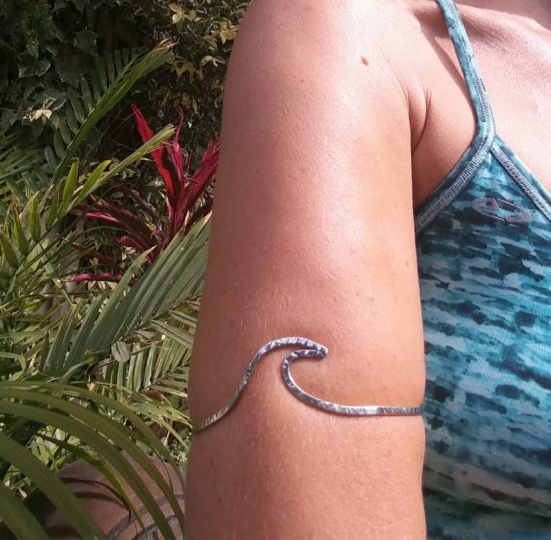 Ocean Wave Oberarmmanschette - Arm Band von ShellDanceDesigns