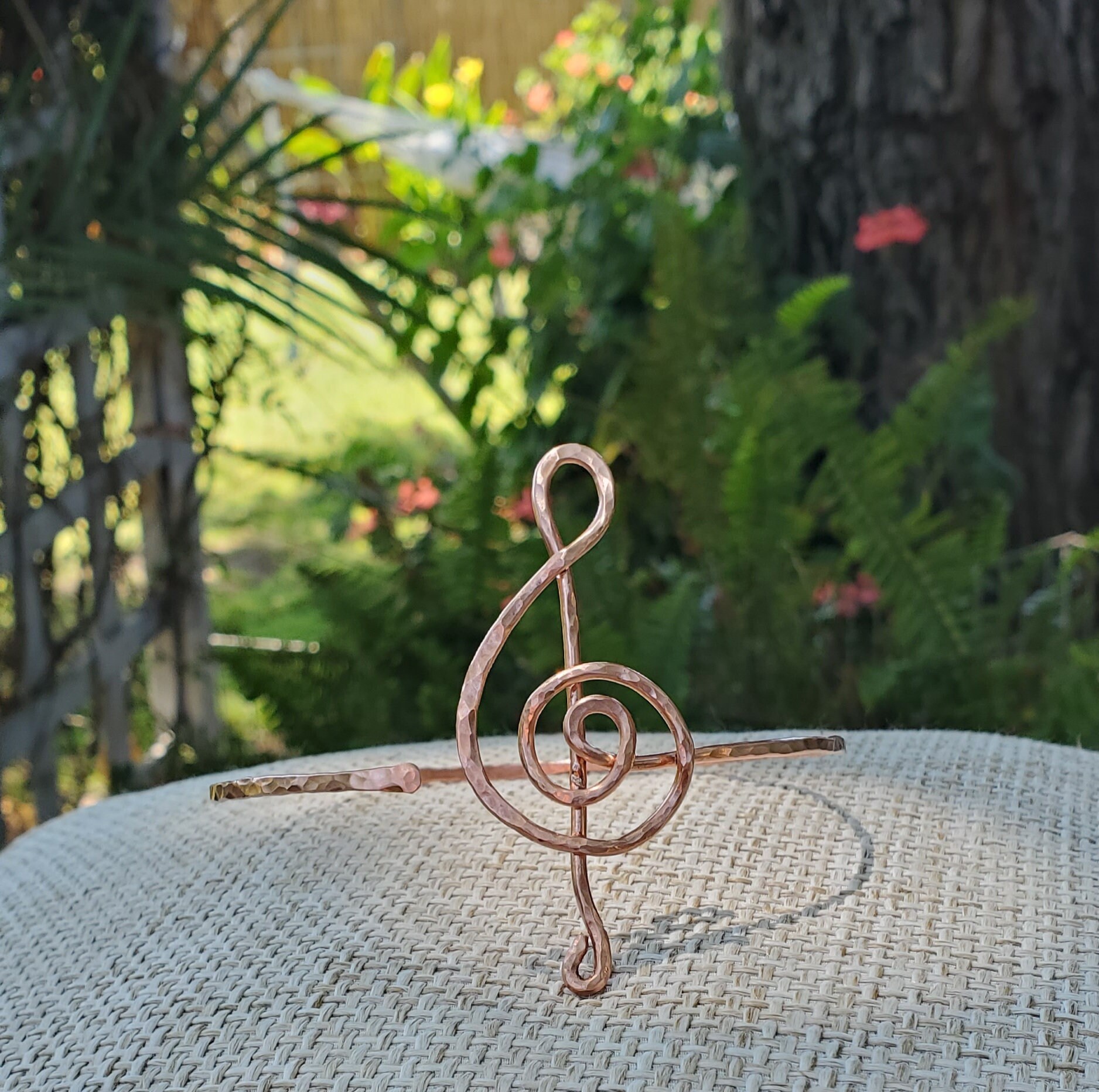 Violinschlüssel, Musik-Symbol-Armmanschette Violinschlüssel, Musik-Symbol-Armmanschette von ShellDanceDesigns