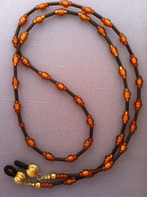 Perlen Brillenhalter/Halskette von ShellaBDesigns