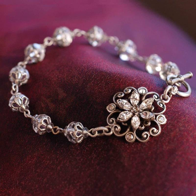 Crystal Flower Armband Handpoliertes Silberperlen-Gliederarmband von ShelleyCooperJewelry