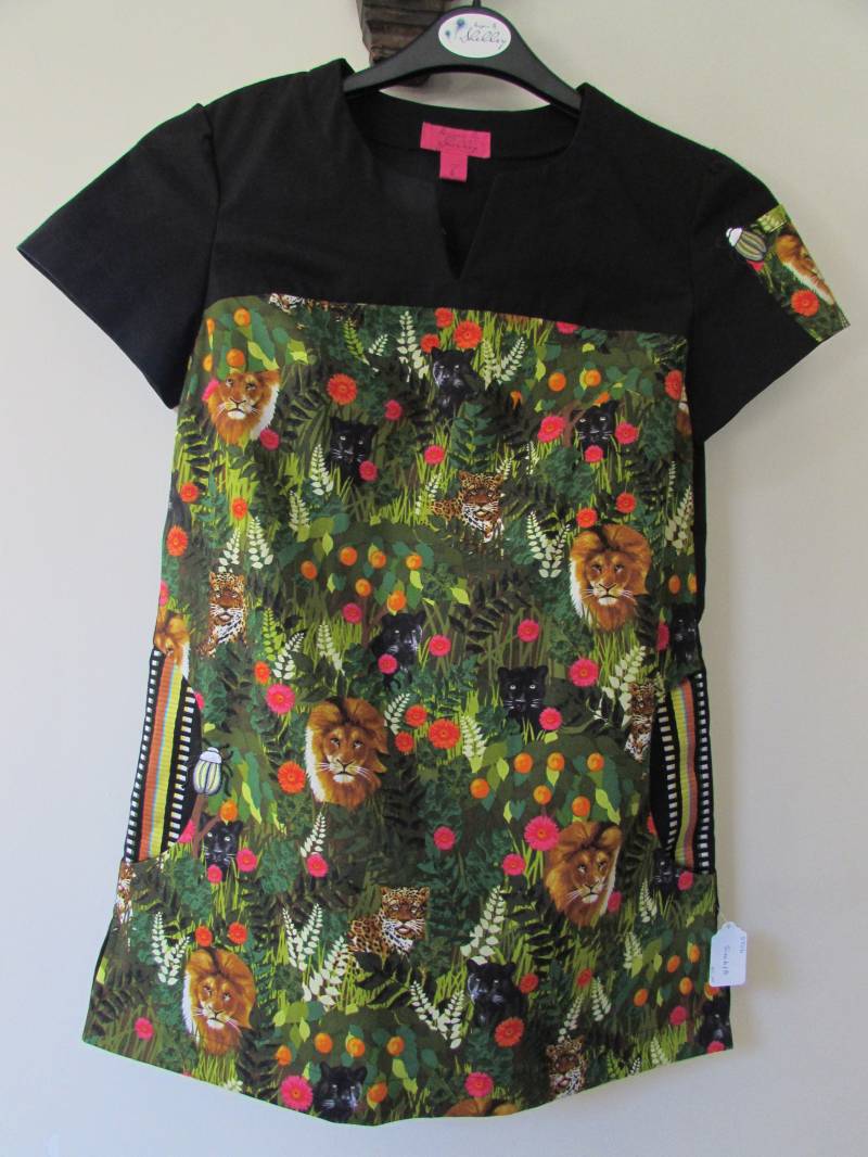 Damen Besticktes Scrub Top | Größe 6/8 St06 von ShelleyWithAnE