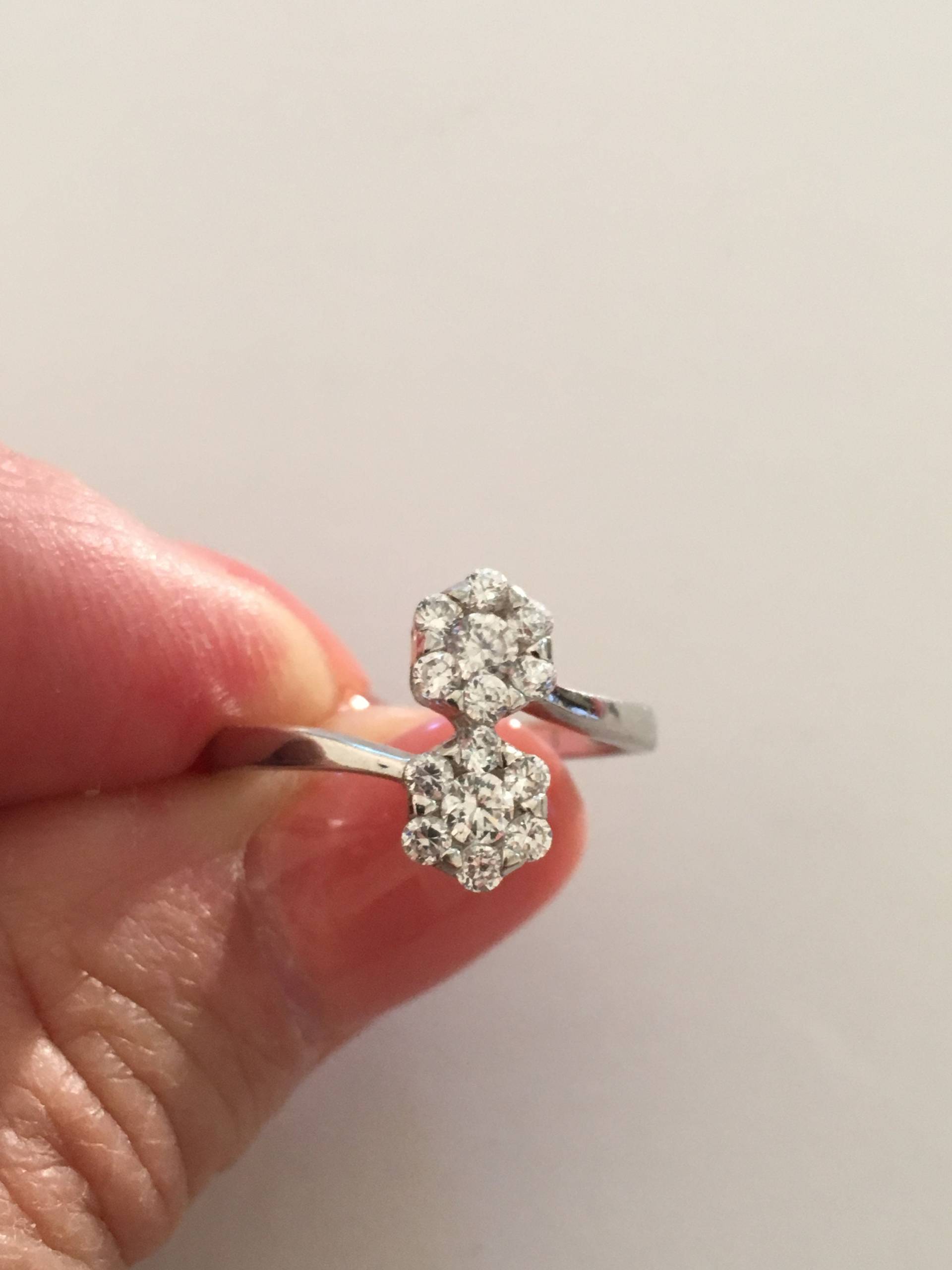 Damen Vintage .925 Sterling Double Floral Cz Statement Ring Größe 7, 5 Damen Vintage .925 Sterling Double Floral Cz Statement Ring Größe 7, 5 von Shelleyscollectibles
