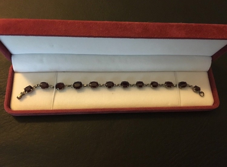 Vintage .925 Sterling Silber Granat Armband 7, 5 "Lang Mit Hakenverschluss Ca 22 Cttw, Wow Vintage .925 Sterling Silber Granat Armband 7, 5 "Lang Mit Hakenverschluss Ca 22 Cttw, Wow von Shelleyscollectibles
