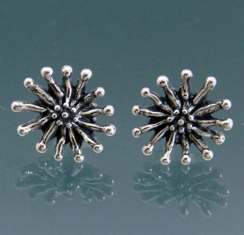 Anemone Post Ohrringe Anemone Post Ohrringe von SheppardHillDesigns