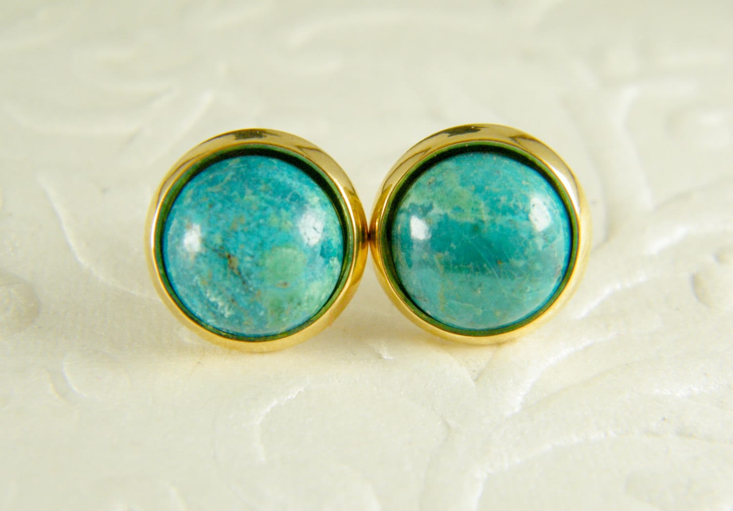 Eilat Stein Ohrringe, Gold Ohrstecker, Türkis Edelstein Israel Schmuck, Blauer Brautjungfer Steinohrringe von SheriEthnicJewelry