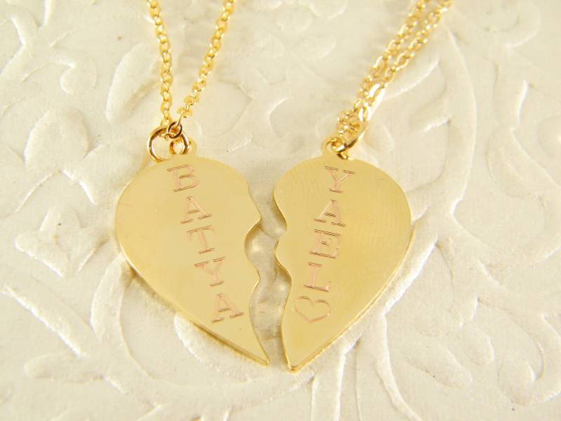 Gold Broken 2 Herz Halsketten Personalisierter Name, Liebesgeschenk, Freundschaftskette, Paar Geschenk von SheriEthnicJewelry