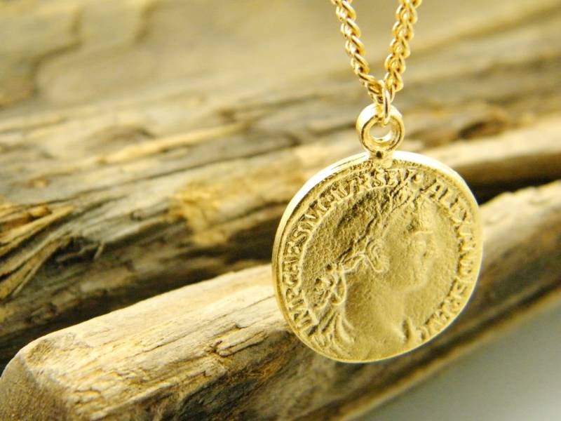 Gold Münze Halskette, Lange Chic Vintage Stil Große Alexander Die Große Münze, Unisex Halskette von SheriEthnicJewelry