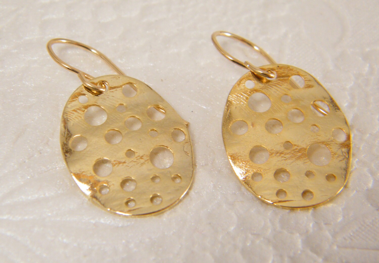 Gold Ohrringe Oval von SheriEthnicJewelry
