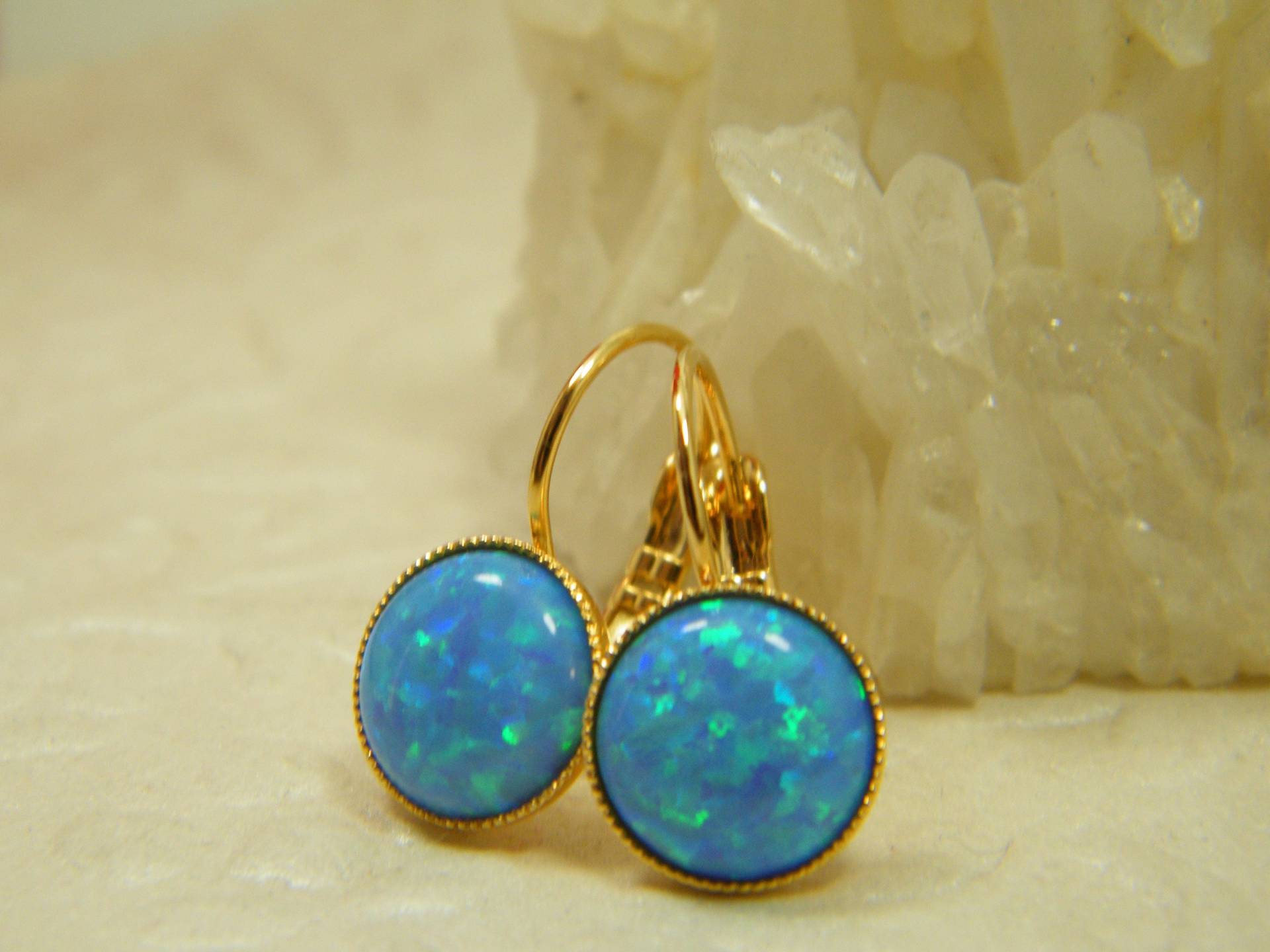 Gold Opal Ohrringe, Blaue Blauer Stein Baumeln Spitze Geschenk Für Sie, Glänzende Ohrringe von SheriEthnicJewelry