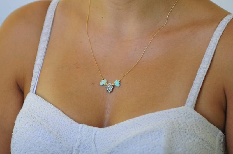 Hamsa Halskette, Druzy Anhänger, Weißer Opal Hamsa, Gold Filled Grau Fatima Handschmuck, Evil Eye Glänzend von SheriEthnicJewelry