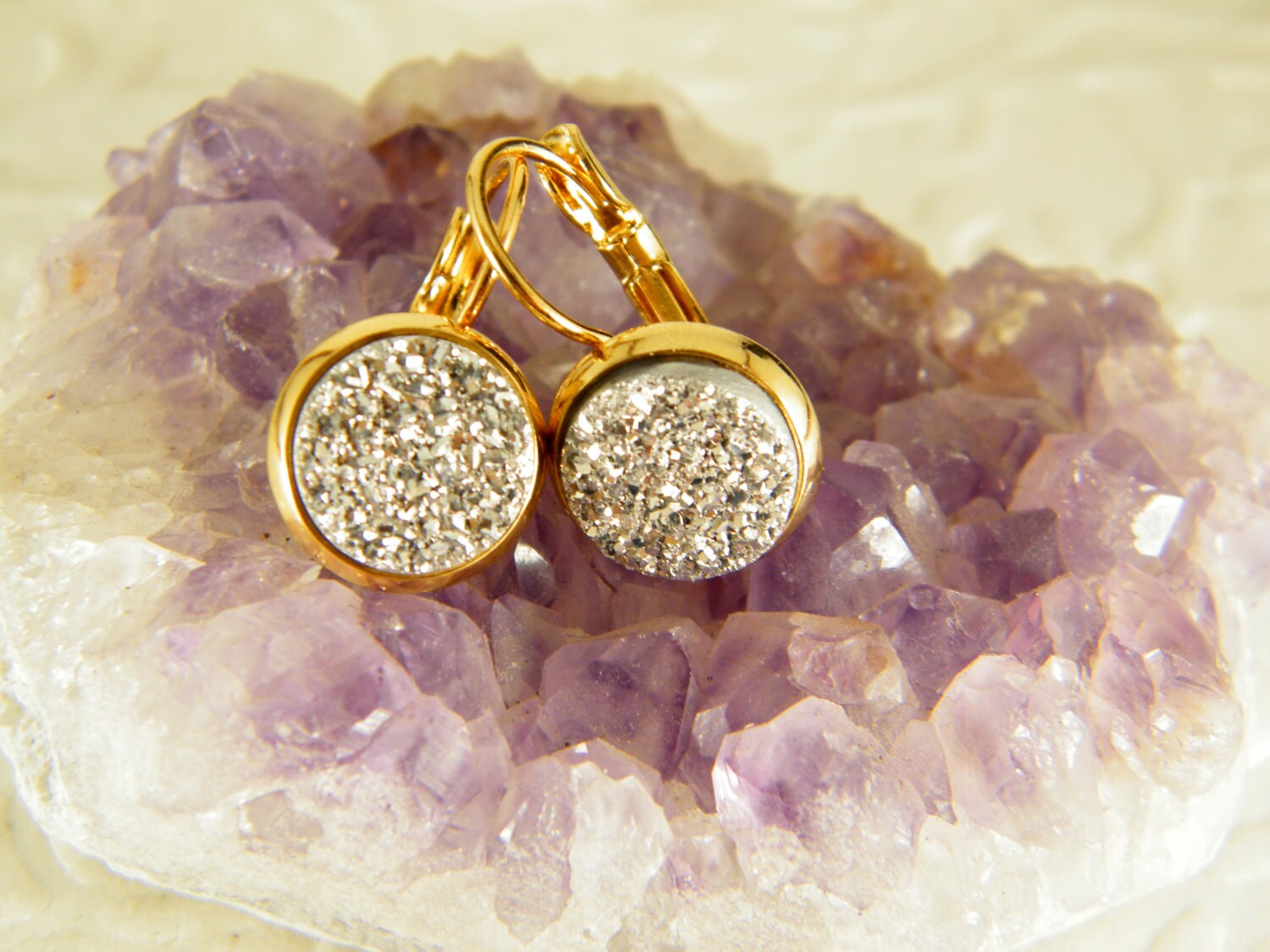 Silber Braut Druzy Gold Ohrringe von SheriEthnicJewelry