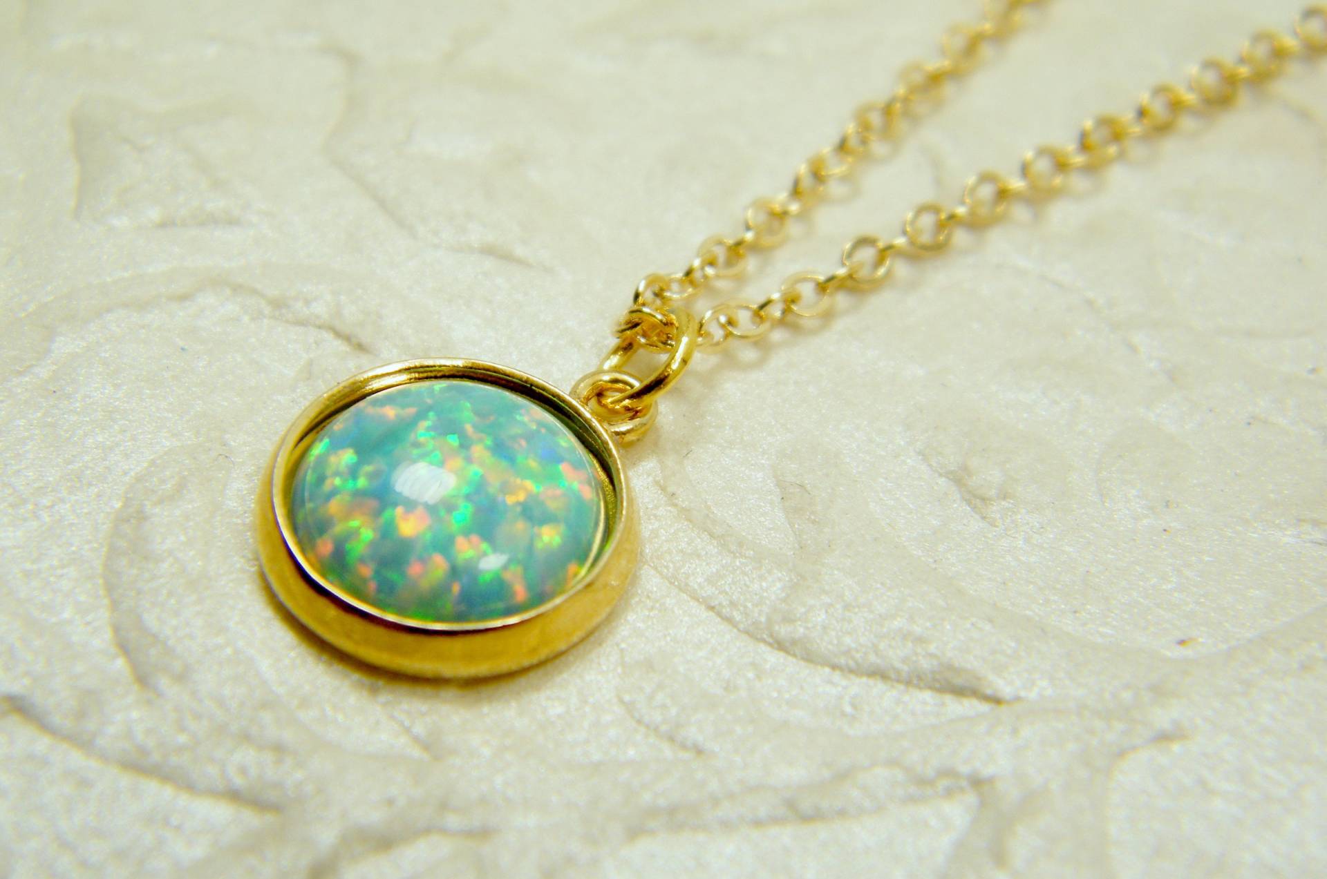 Türkis Opal Halskette, Blau Gold Anhänger, Edelstein 14 K Gefüllt Geschenk Für Frauen, Schmuck von SheriEthnicJewelry